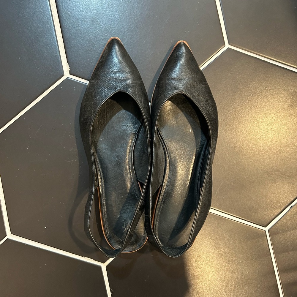 Frye Elegant Black Women's flats